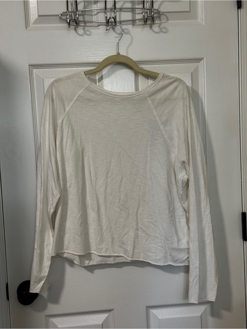 Women's White Long-Sleeve Crewneck Top